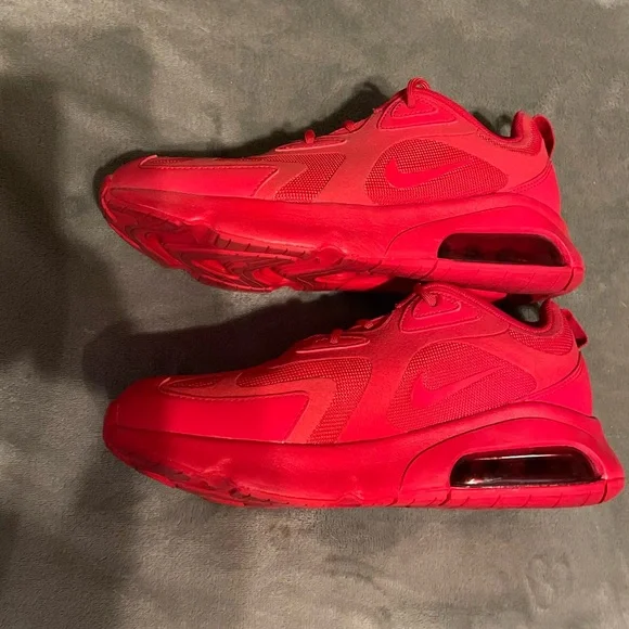 Nike Air Max Red Sneakers - Picture 2 of 6